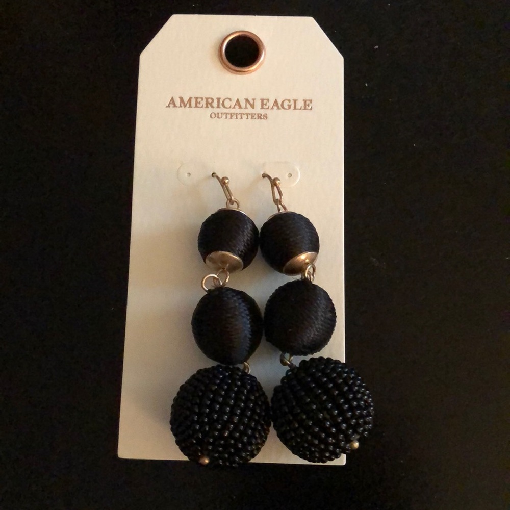 NWT American Eagle Black Dangle Earrings